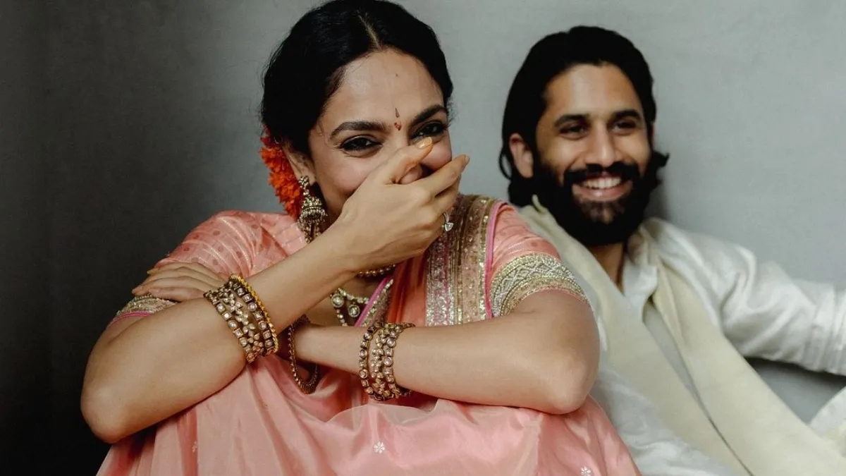 sobhita-dhulipala-blushes-when-asked-about-naga-chaitanya-days-after-engagement-viral-video